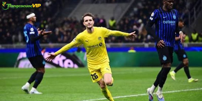 Hai đội hòa 3-3 sau lượt đi